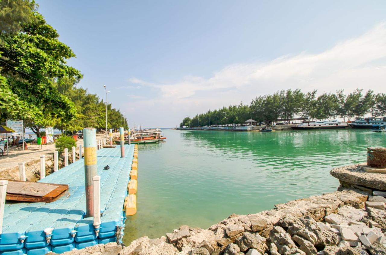 Guerilla Dive Lodge Pulau Pari Yakarta Exterior foto